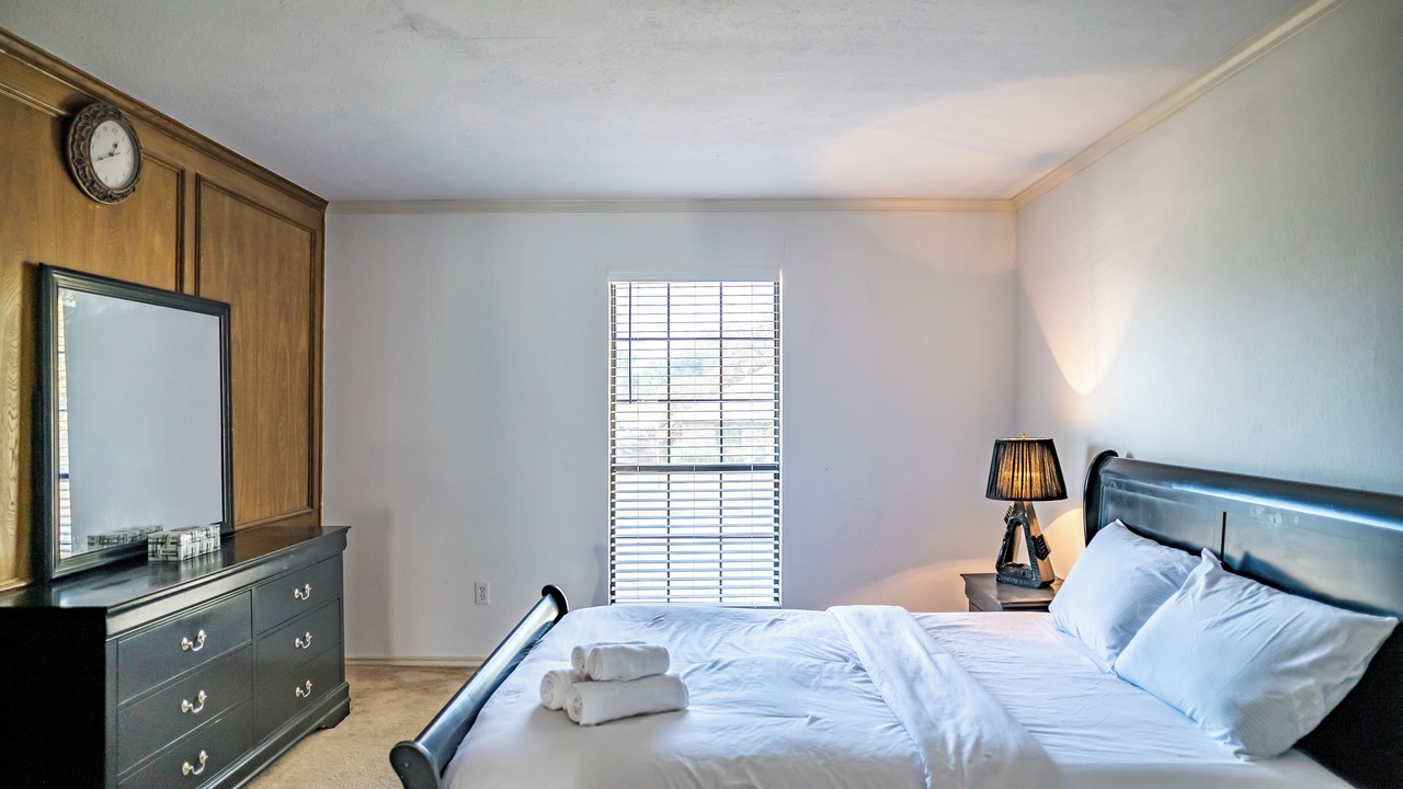 Photo of Bedroom in Northeast Carrollton