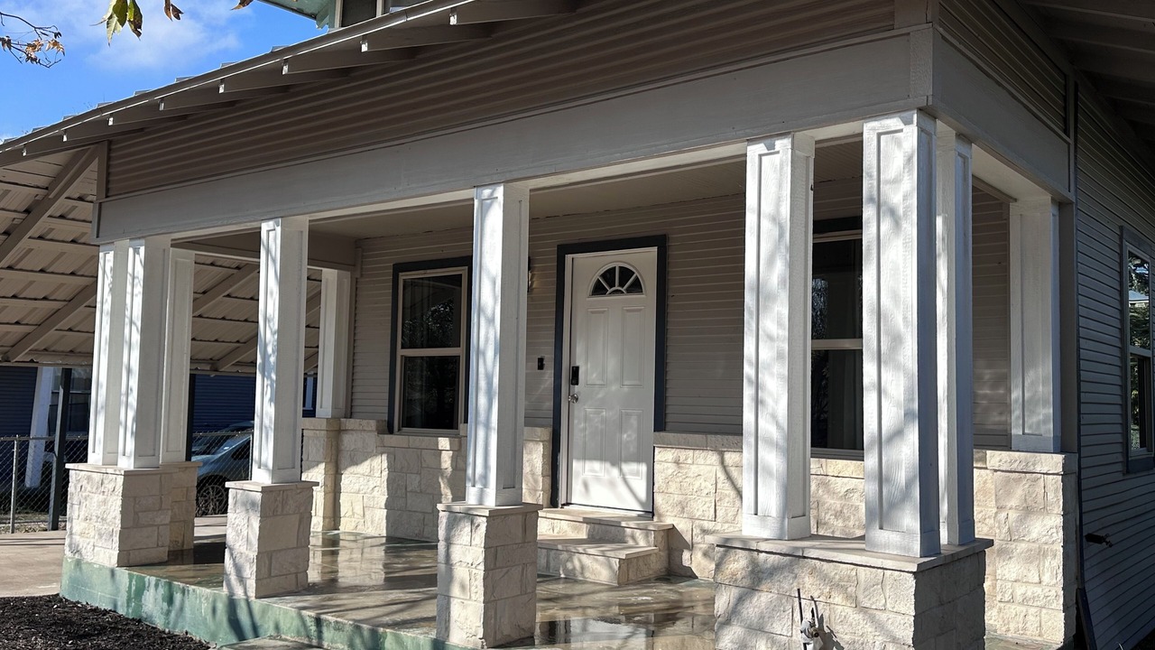 Photo of Outdoor in Highland Park