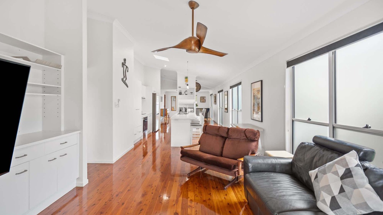 Photo of Livingroom in Annerley