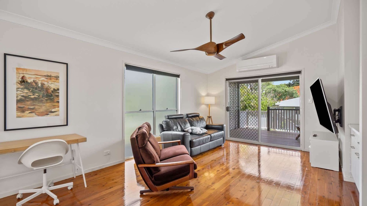 Photo of Livingroom in Annerley
