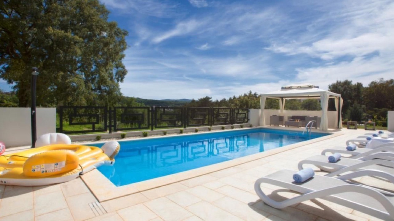 Photo of Outdoor in Vinez