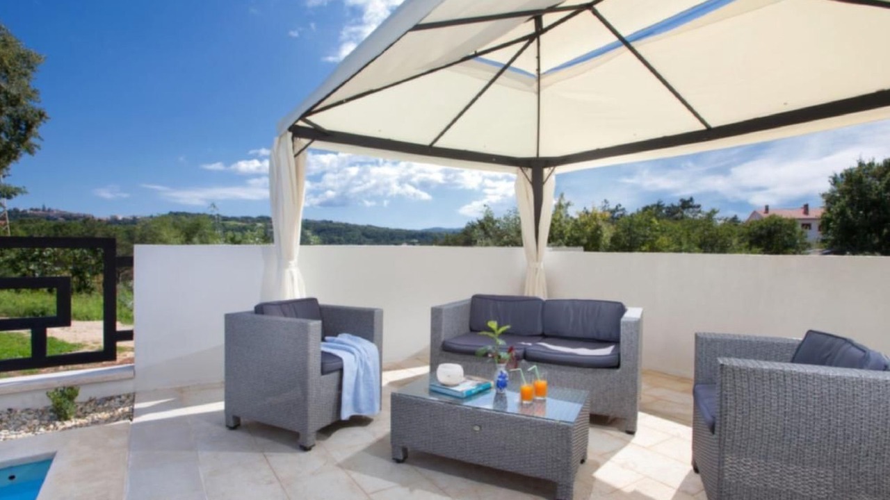 Photo of Outdoor in Vinez