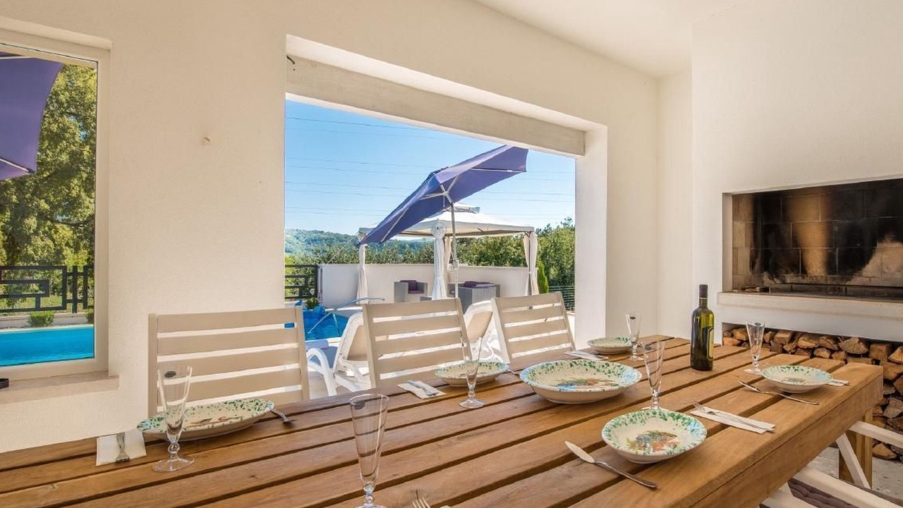 Photo of Outdoor in Vinez