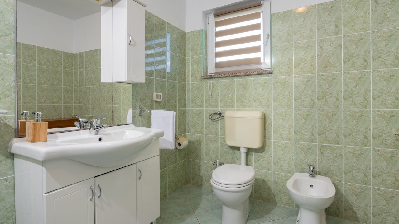 Photo of Bathroom in Vinez