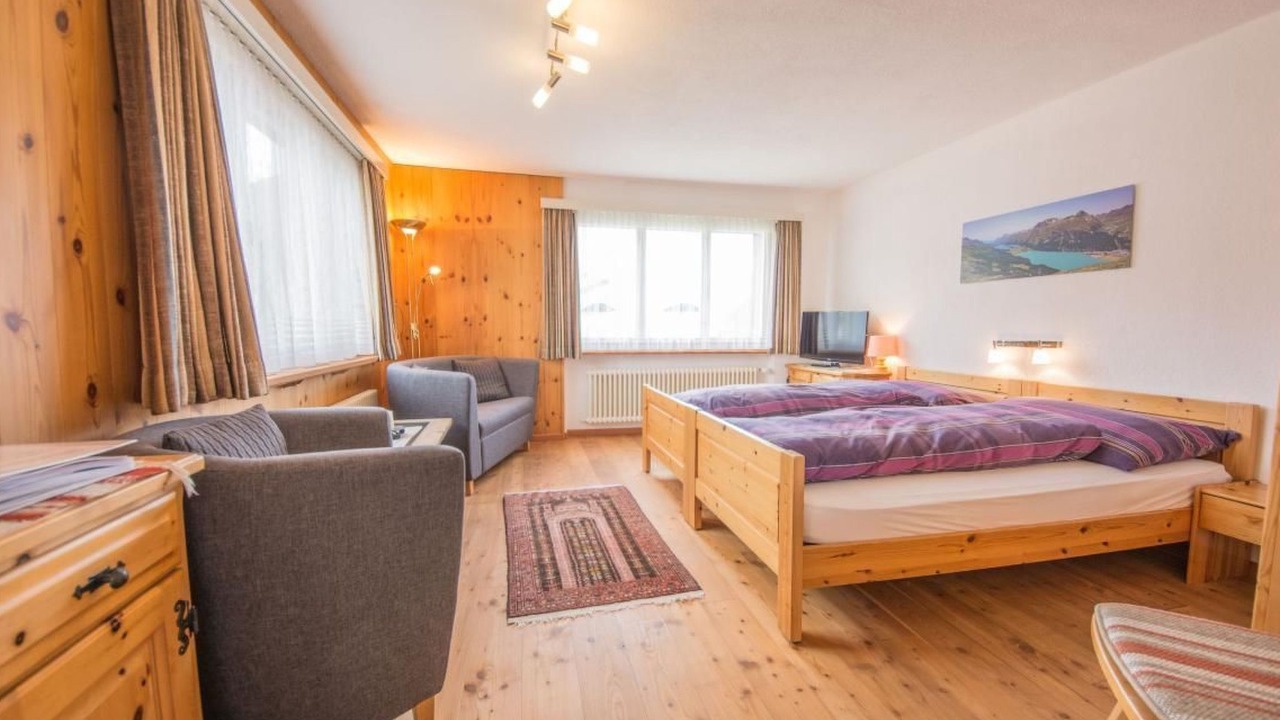 Photo of Bedroom in Samedan