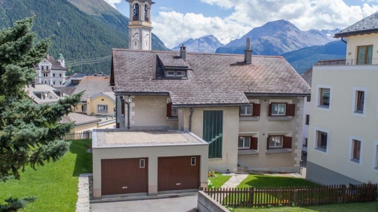 Photo of Outdoor in Samedan