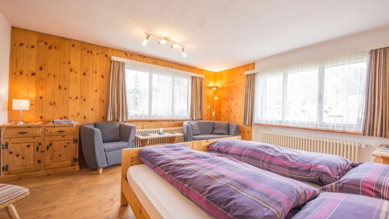 Photo of Bedroom in Samedan