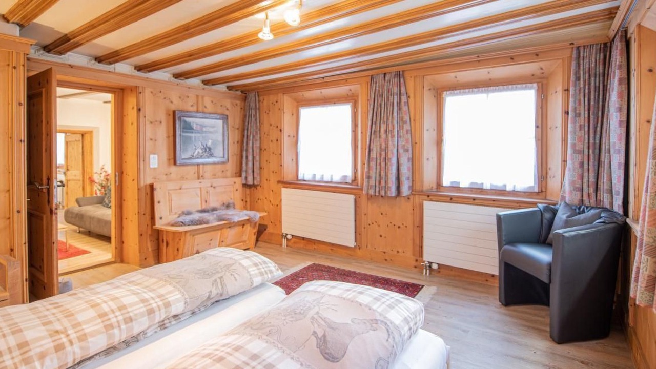 Photo of Bedroom in Samedan