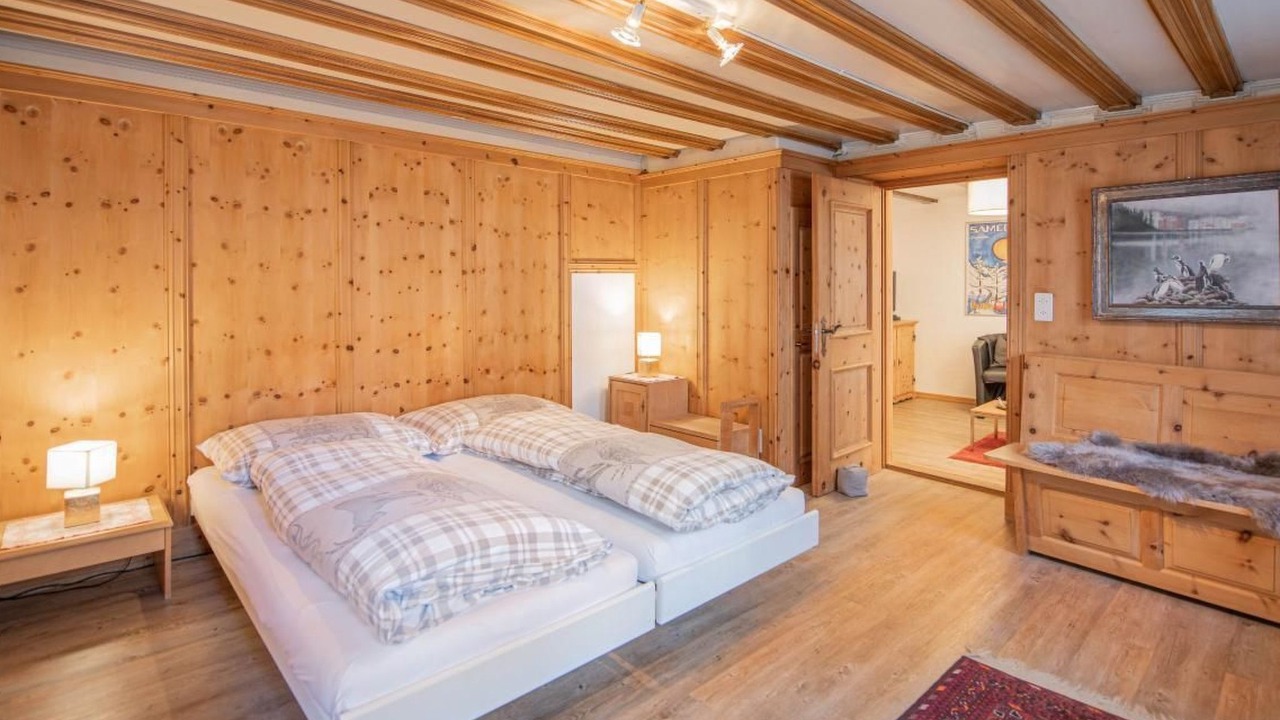 Photo of Bedroom in Samedan