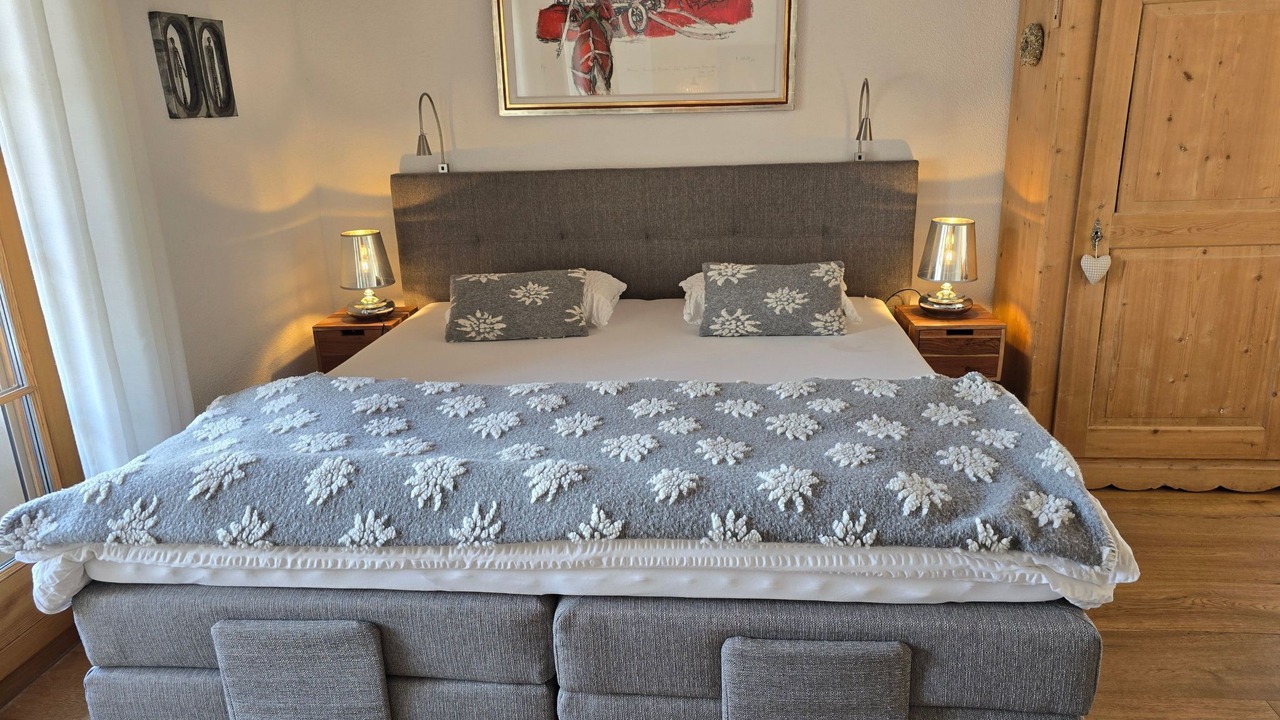 Photo of Bedroom in Zuoz
