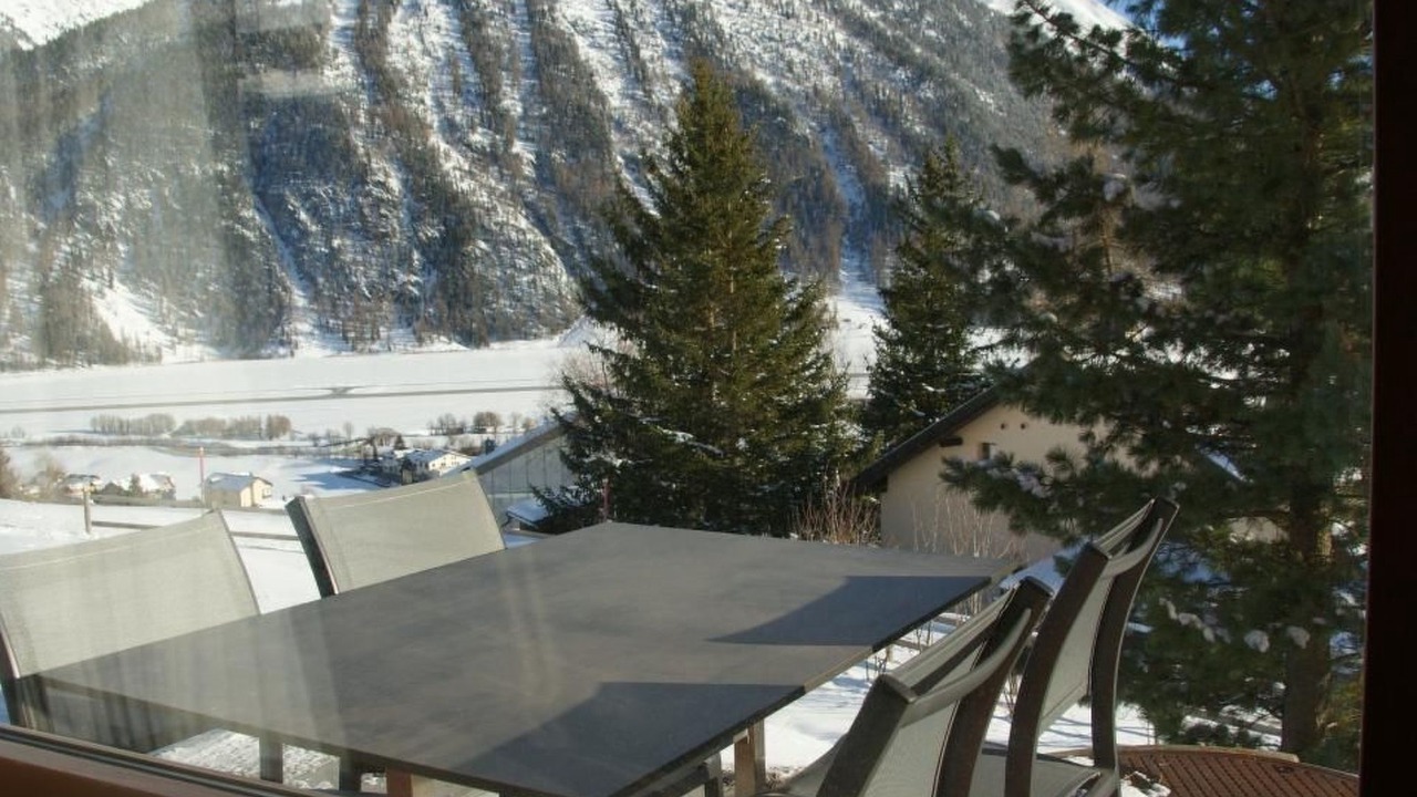 Photo of Others in Samedan