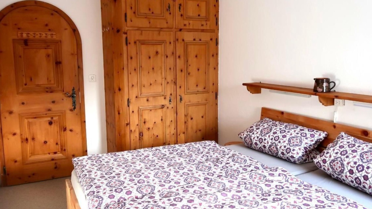 Photo of Bedroom in La Punt-Chamues-ch