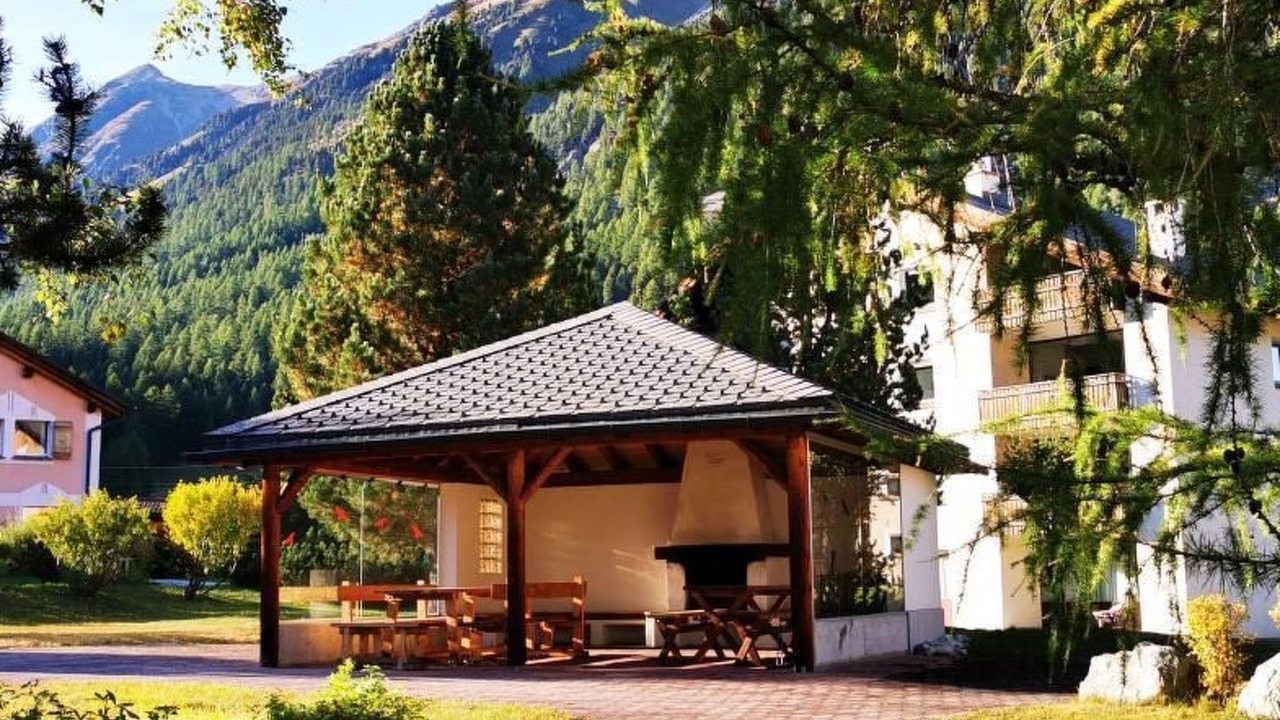 Photo of Outdoor in Bever