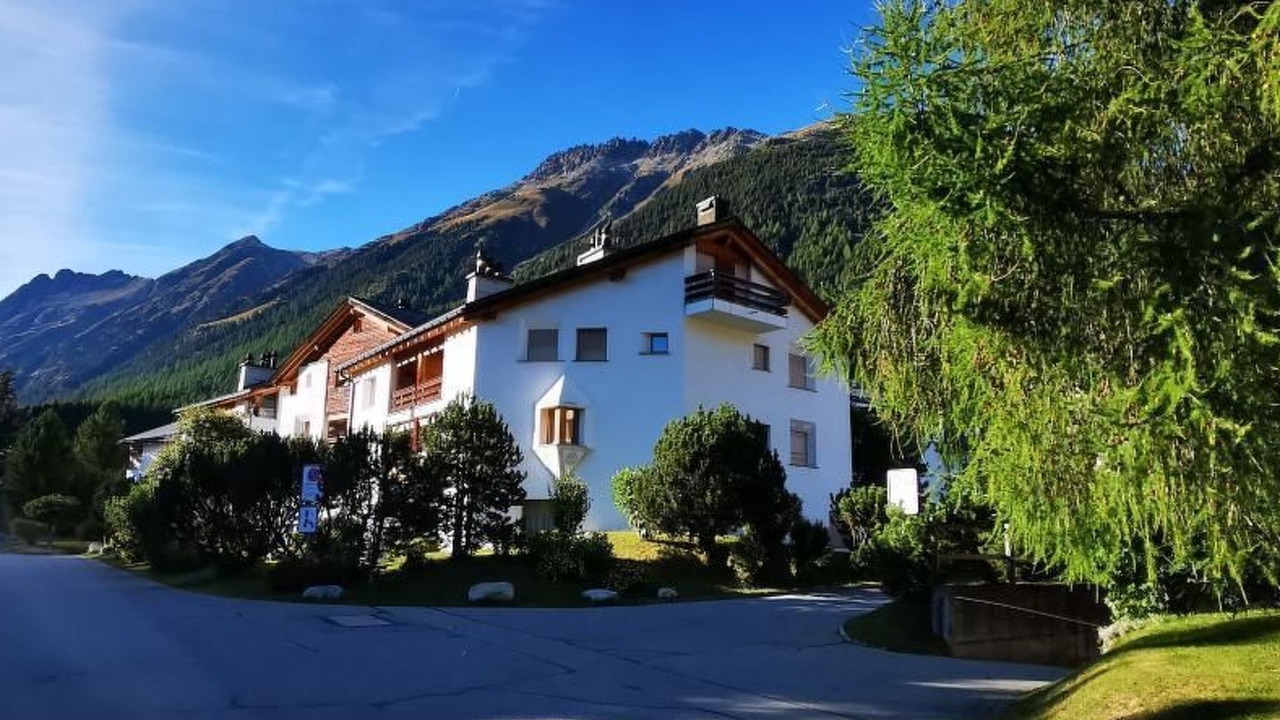 Photo of Outdoor in Bever