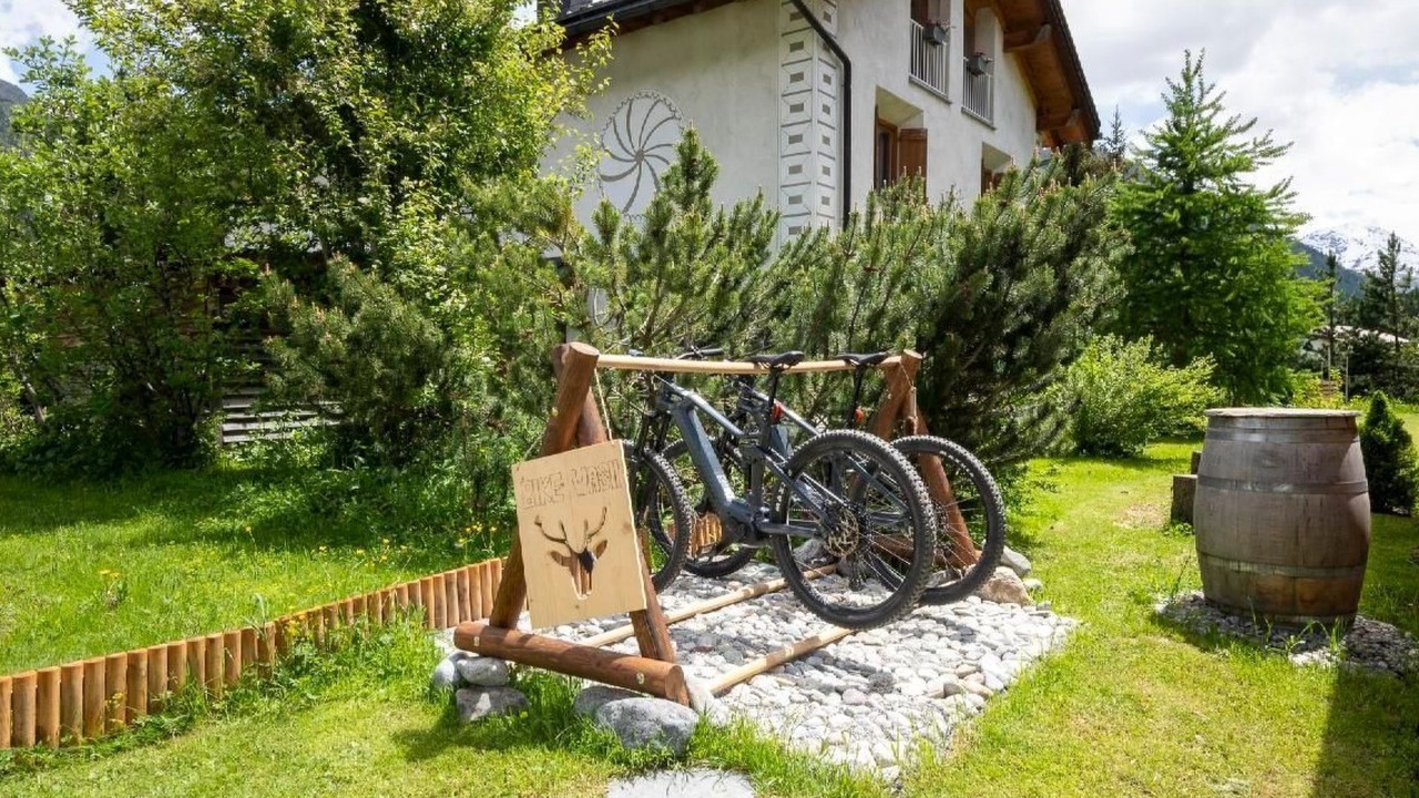 Photo of Outdoor in Bever
