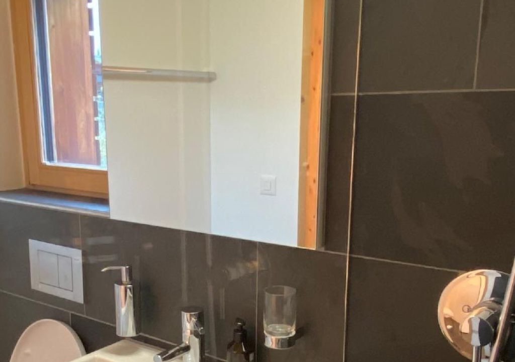 Photo of Bathroom in Cumbel