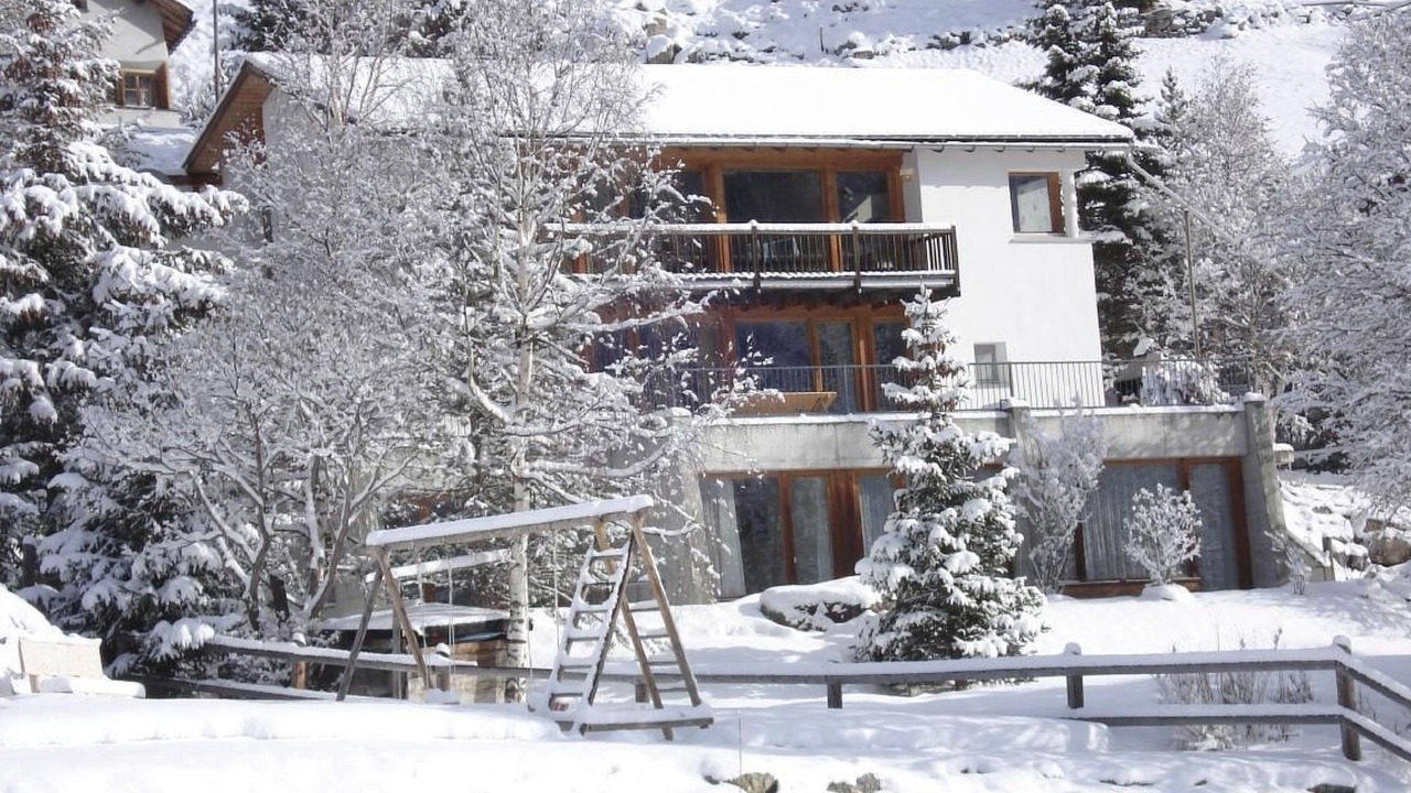 Photo of Outdoor in Bever