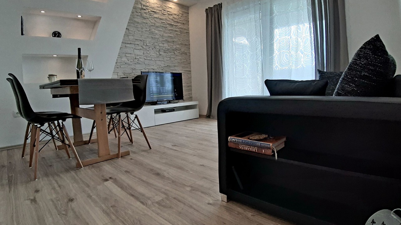 Photo of Livingroom in Rab Town