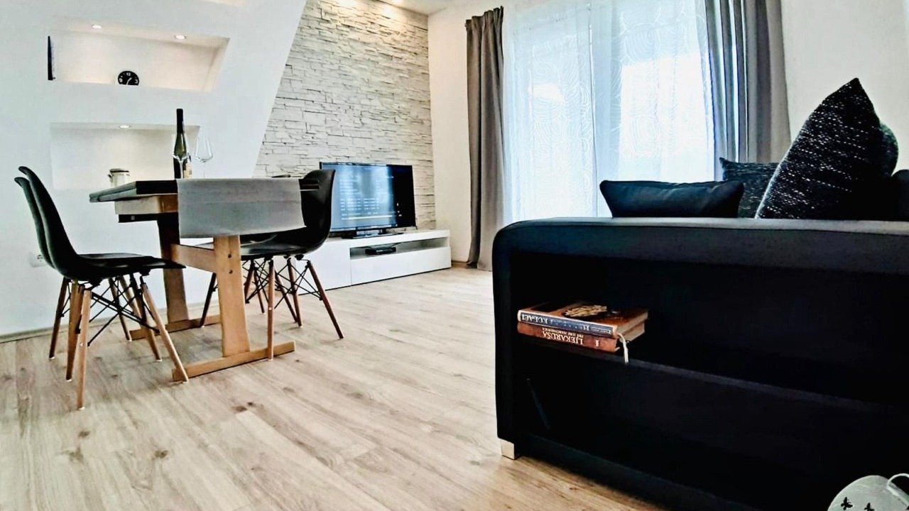 Photo of Livingroom in Rab Town