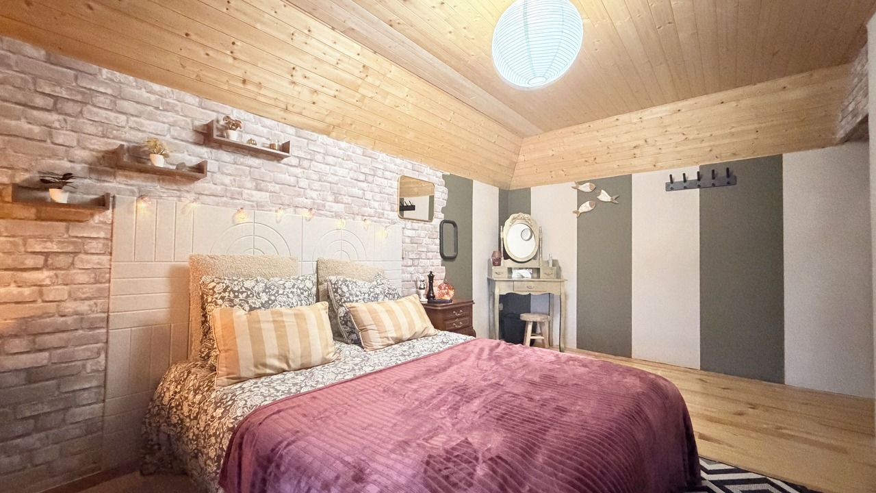 Photo of Bedroom in Crespin