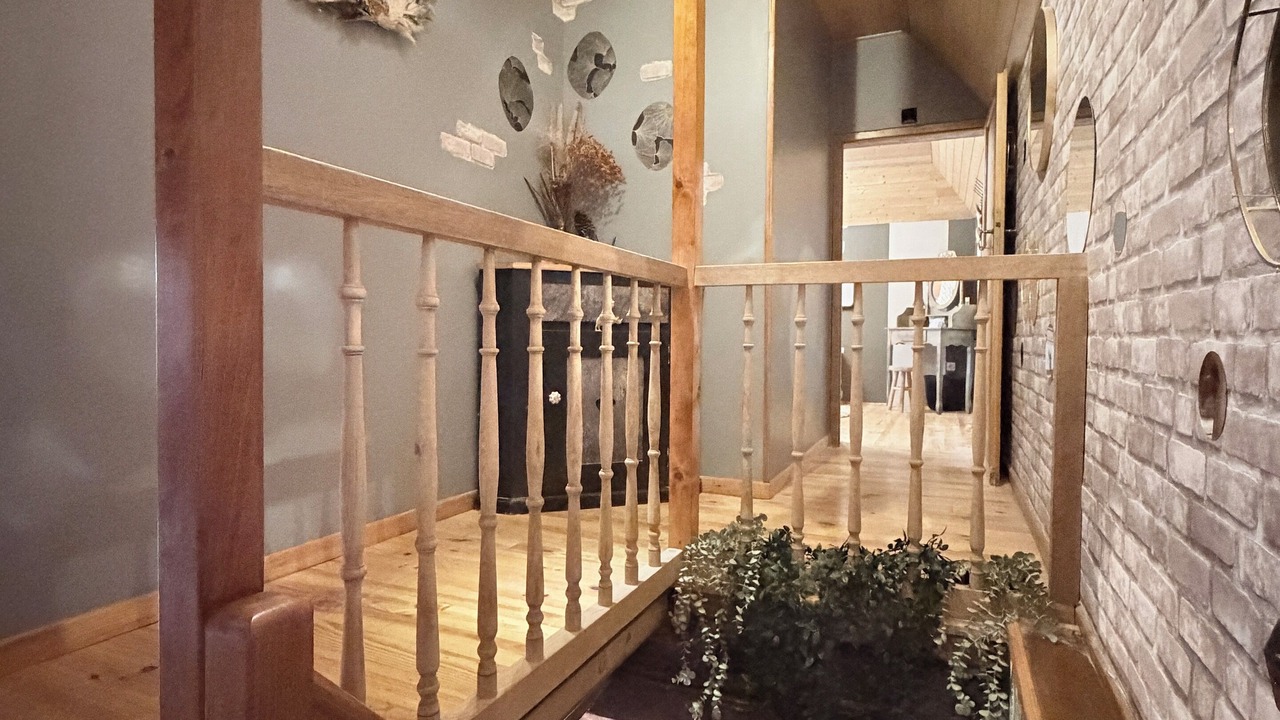 Photo of Others in Crespin