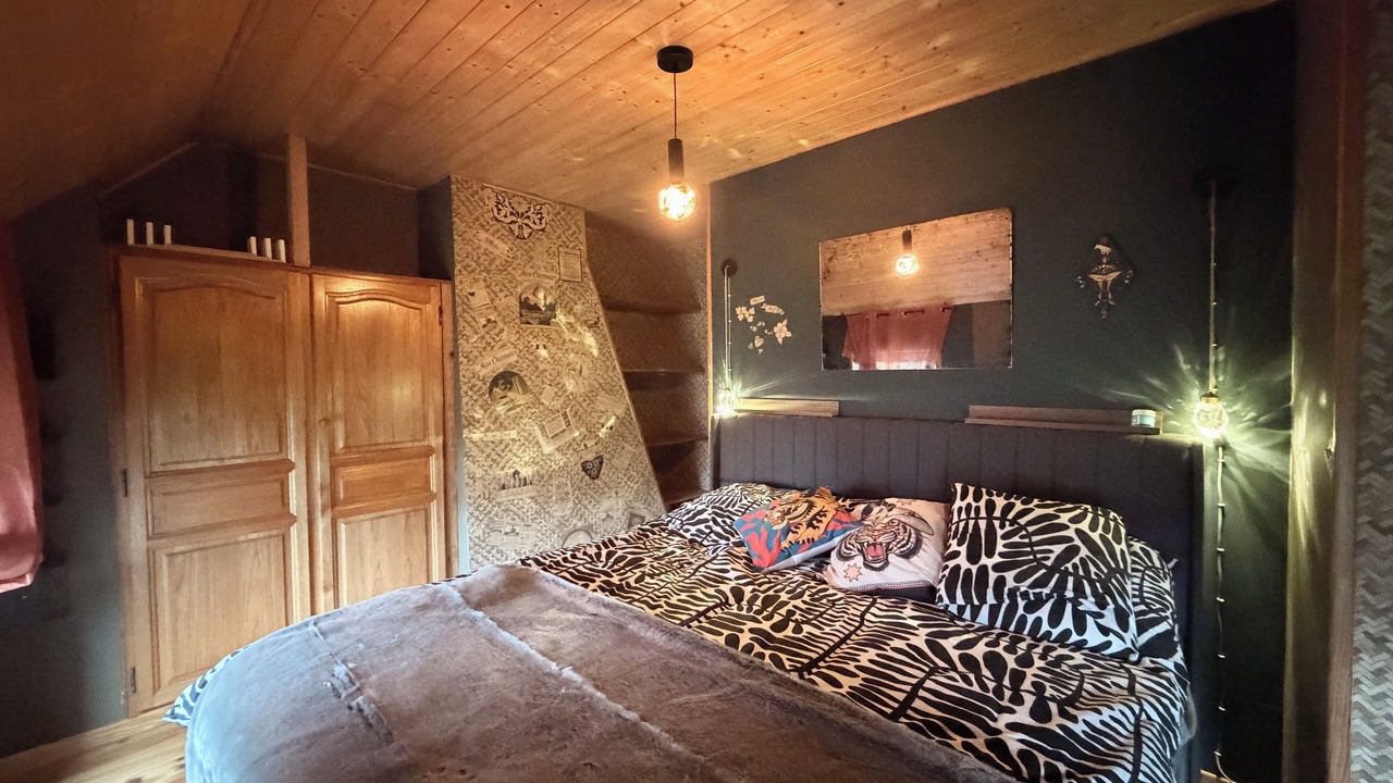 Photo of Bedroom in Crespin