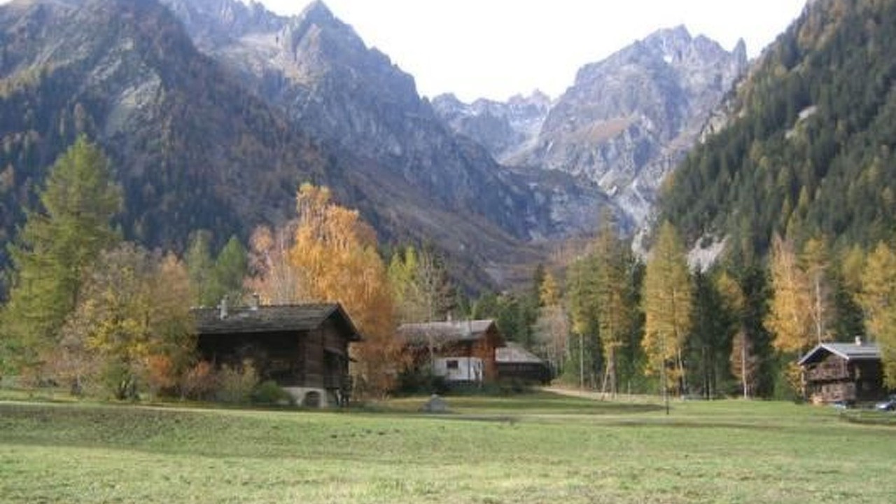Photo of Others in Saleinaz
