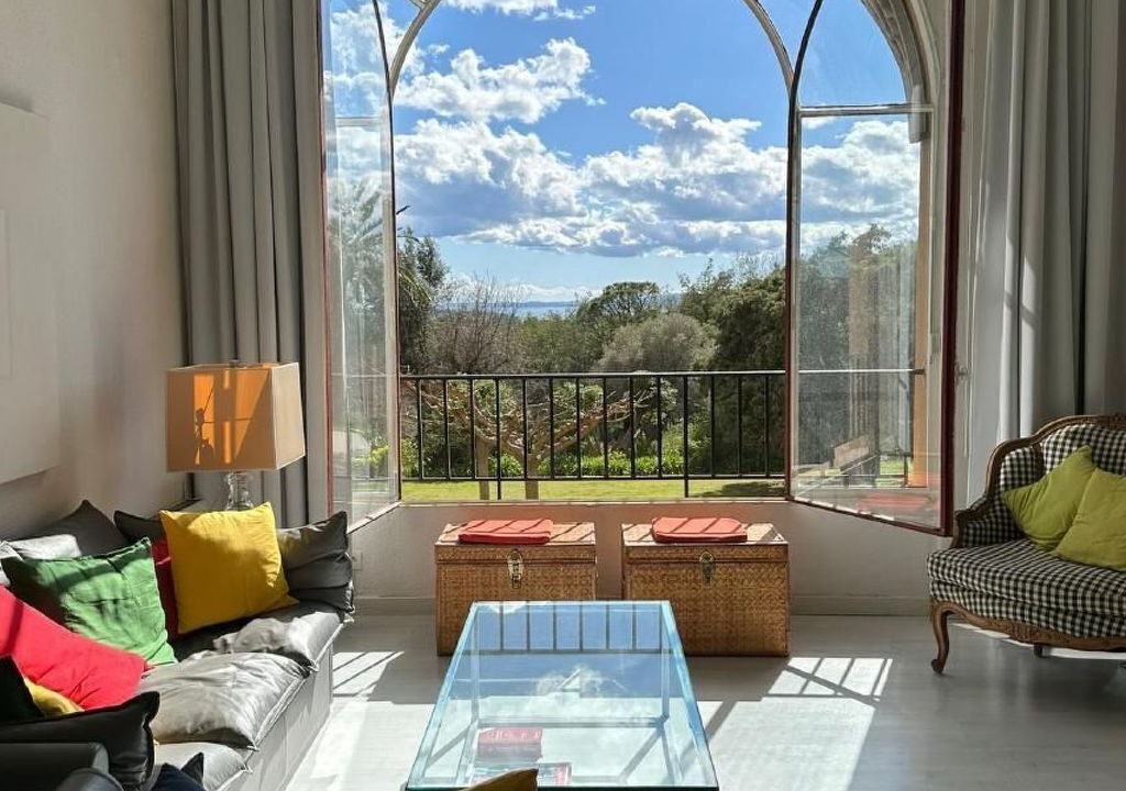 Photo of Livingroom in Valescure