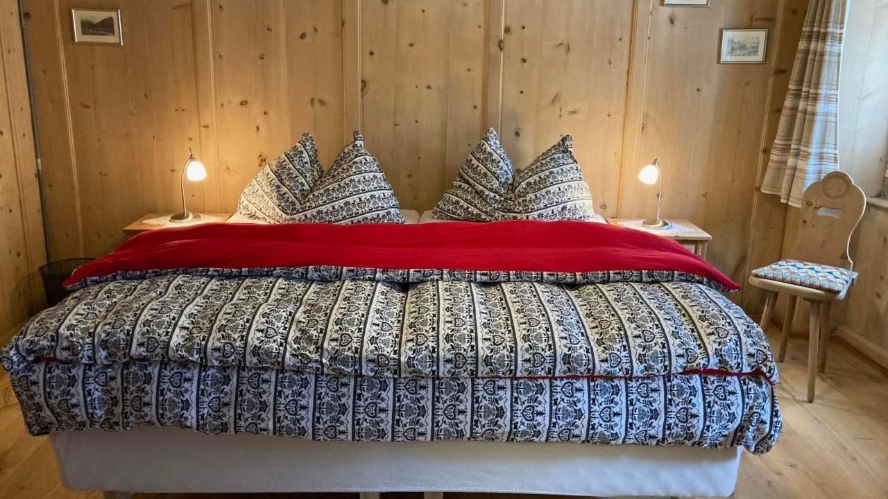 Photo of Bedroom in S-chanf