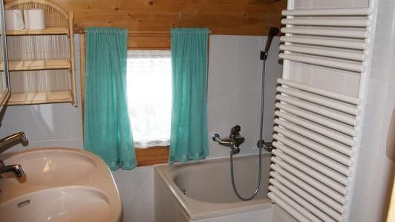 Photo of Bathroom in Maloja
