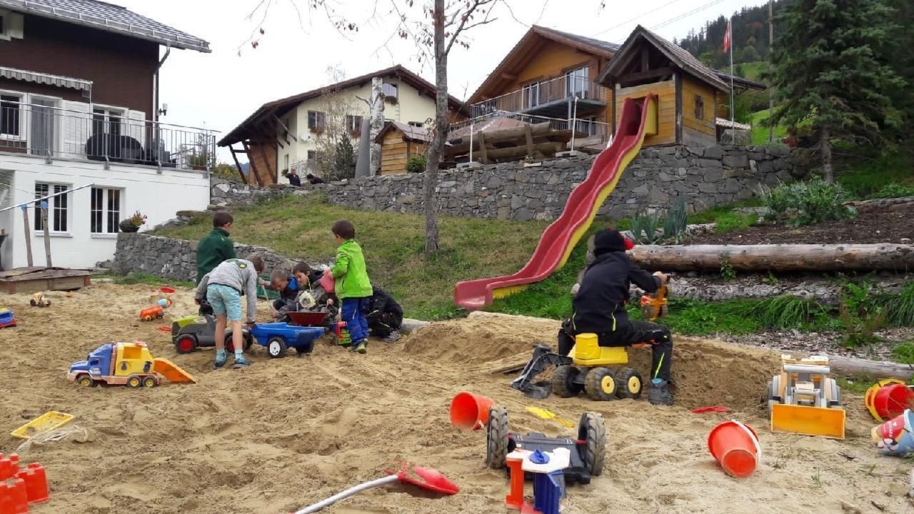Photo of Others in Fluehli