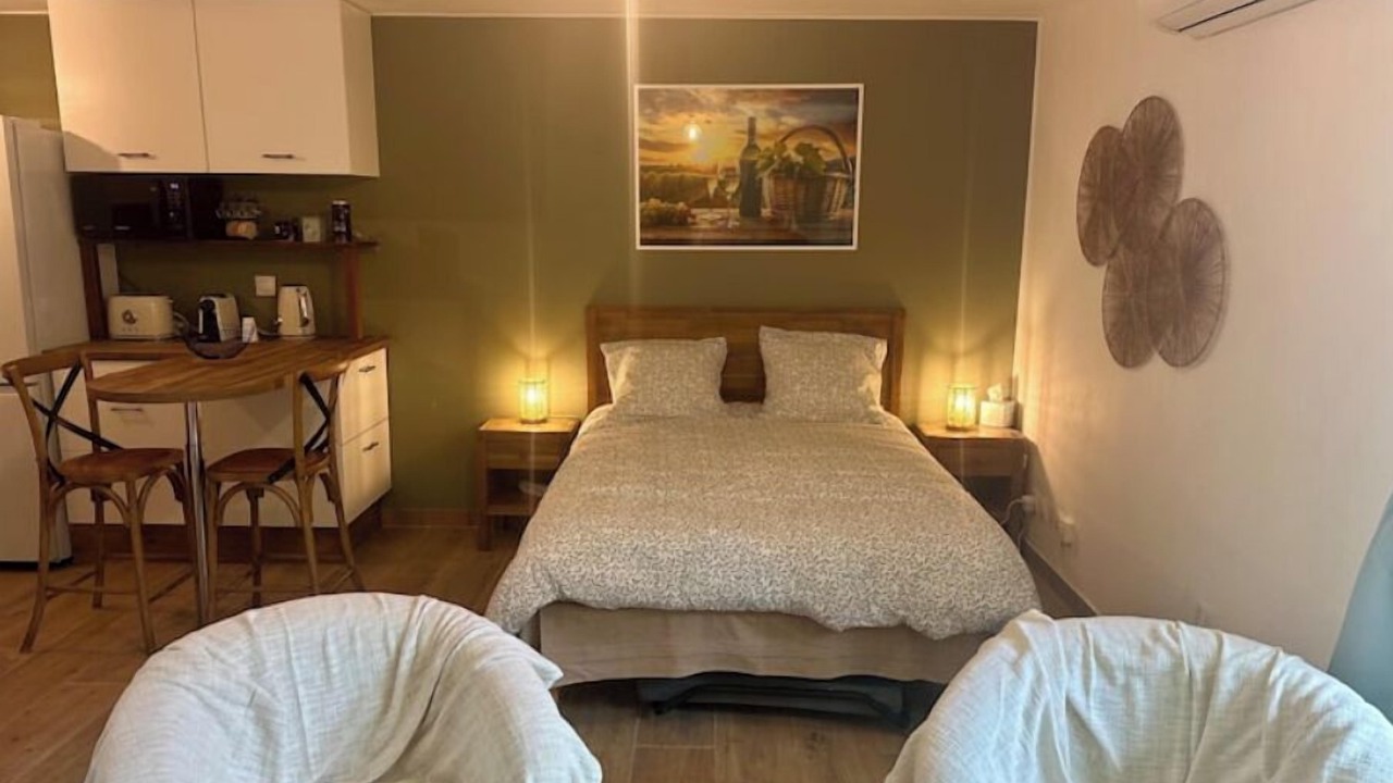 Photo of Bedroom in Libourne