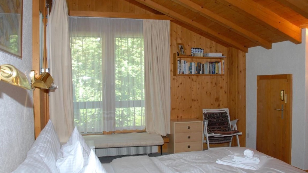 Photo of Bedroom in Murren
