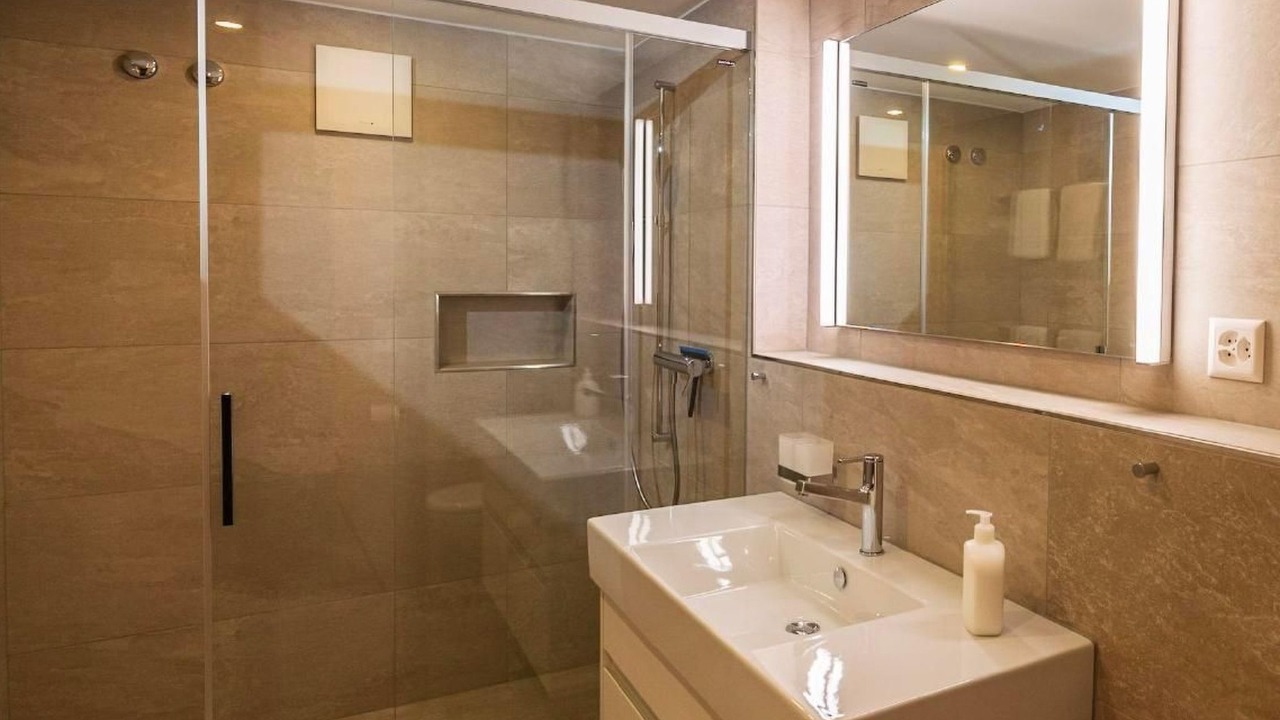 Photo of Bathroom in Murren