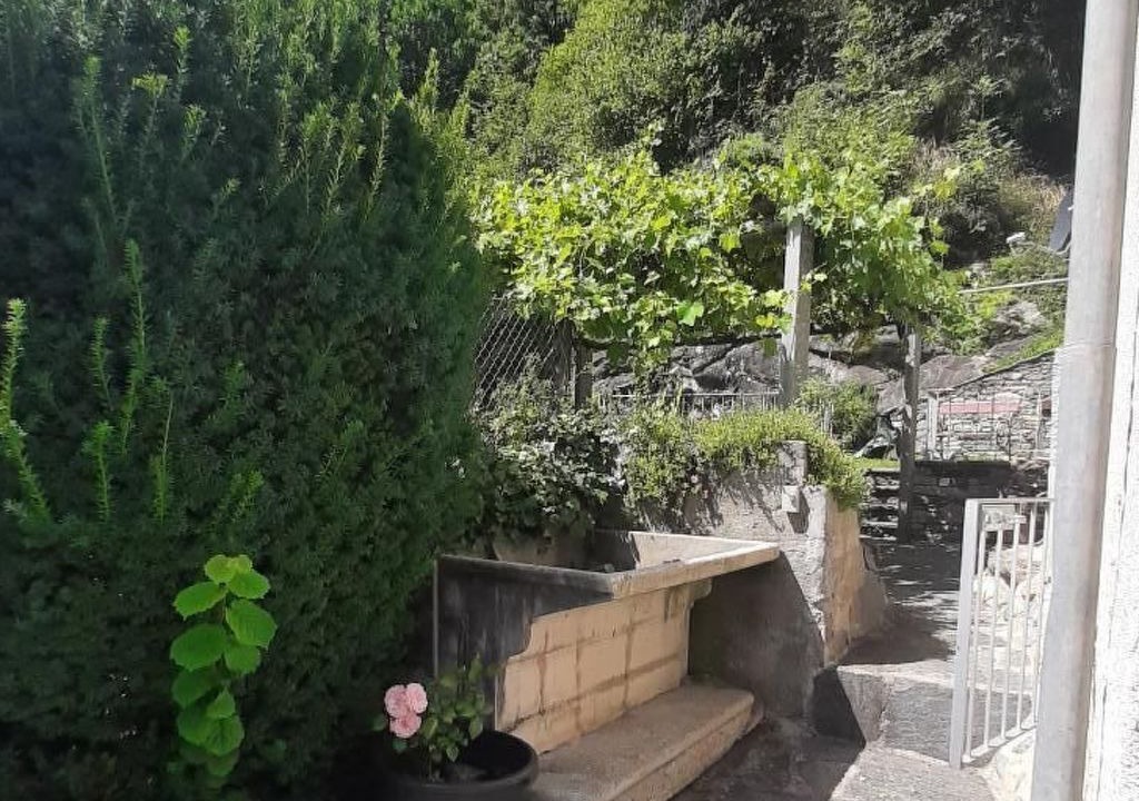 Photo of Outdoor in Negrentino