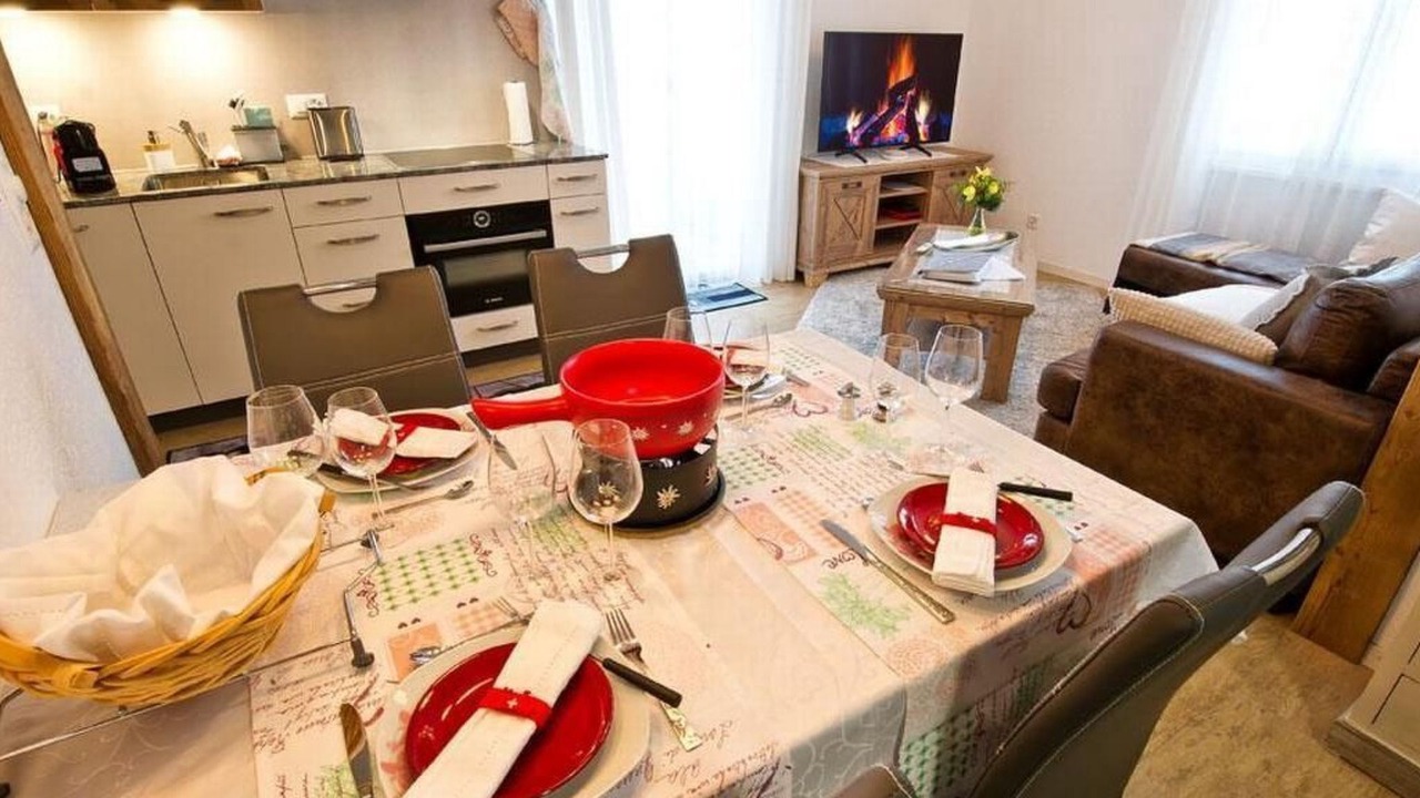 Photo of Others in Sattel