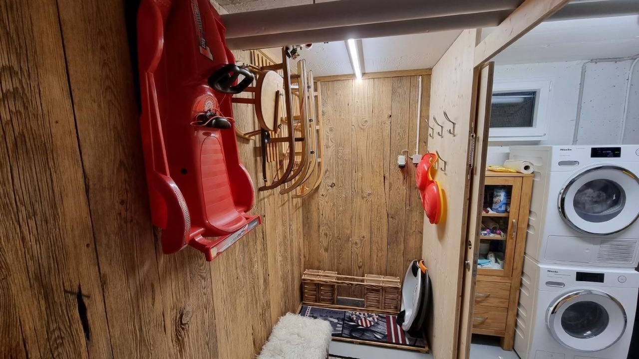 Photo of Others in Sattel