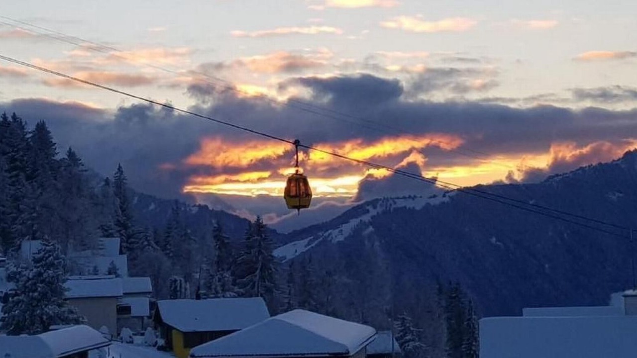 Photo of Others in Sattel