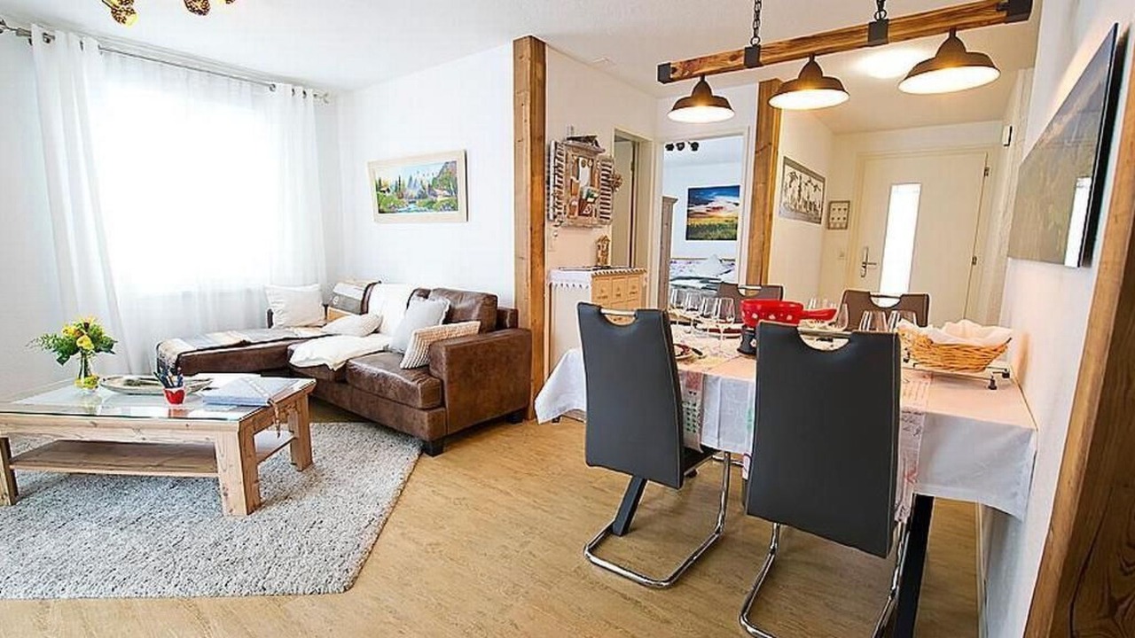 Photo of Others in Sattel