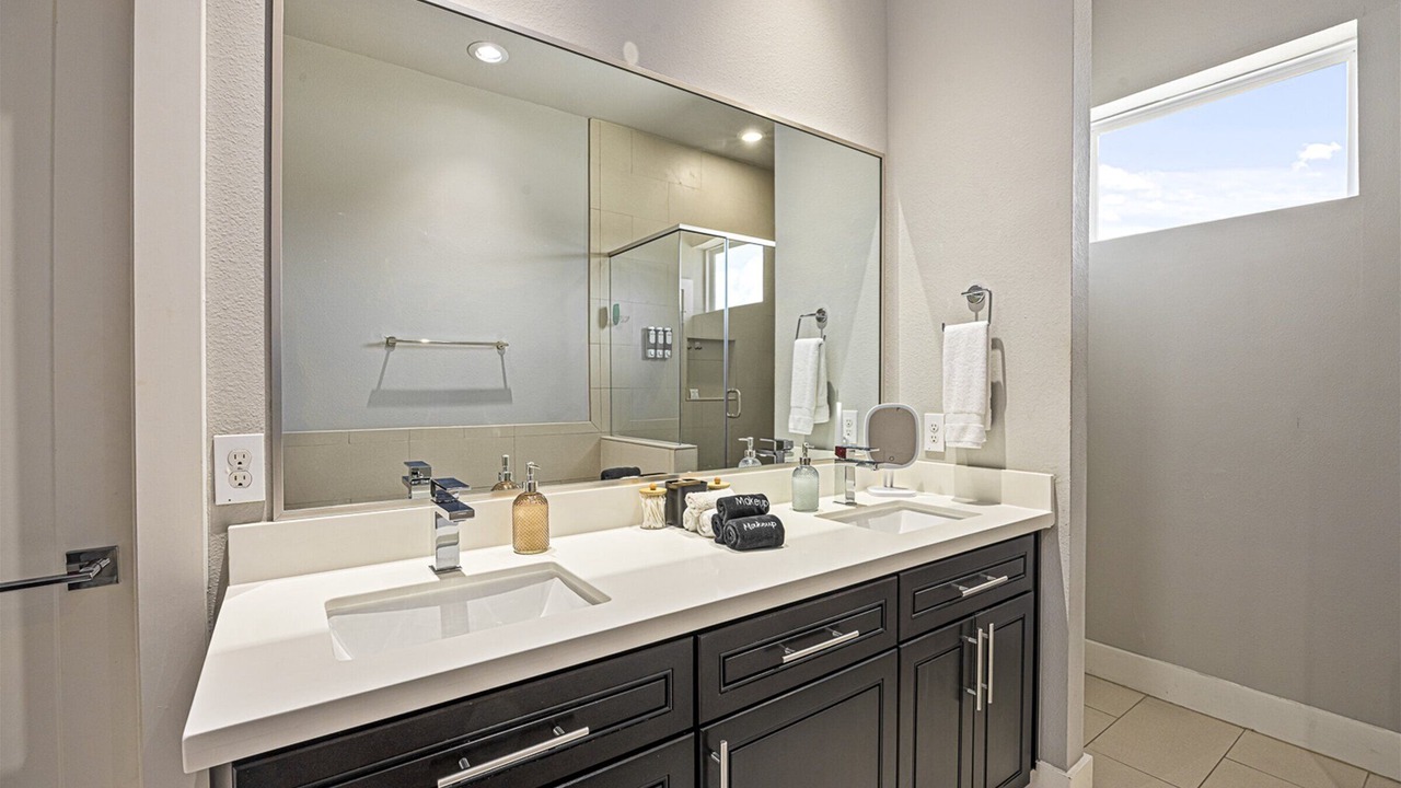 Photo of Bathroom in East Downtown Houston