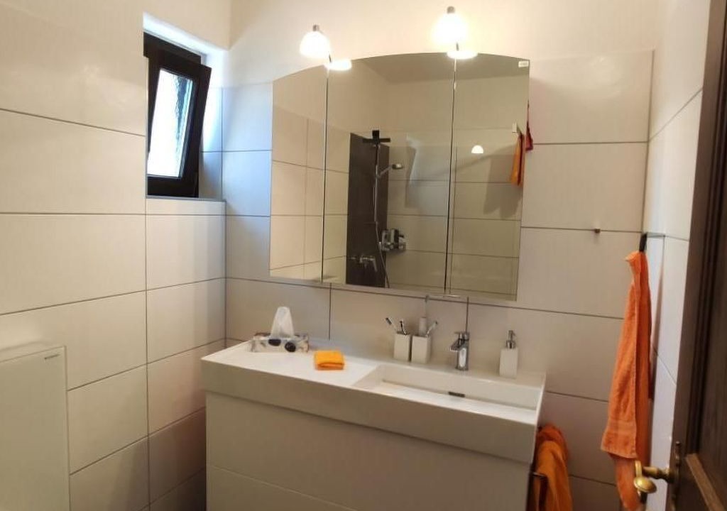 Photo of Bathroom in Vira