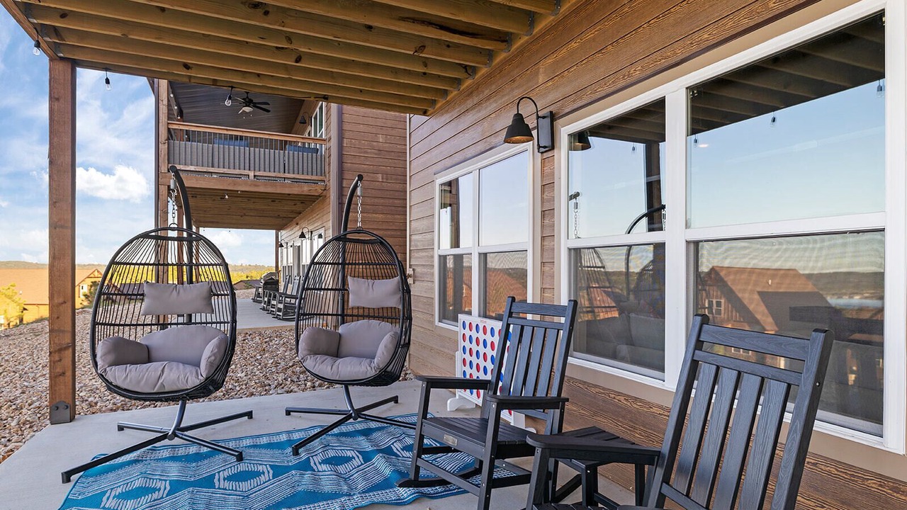 Photo of Patio Balcony in Kimberling City