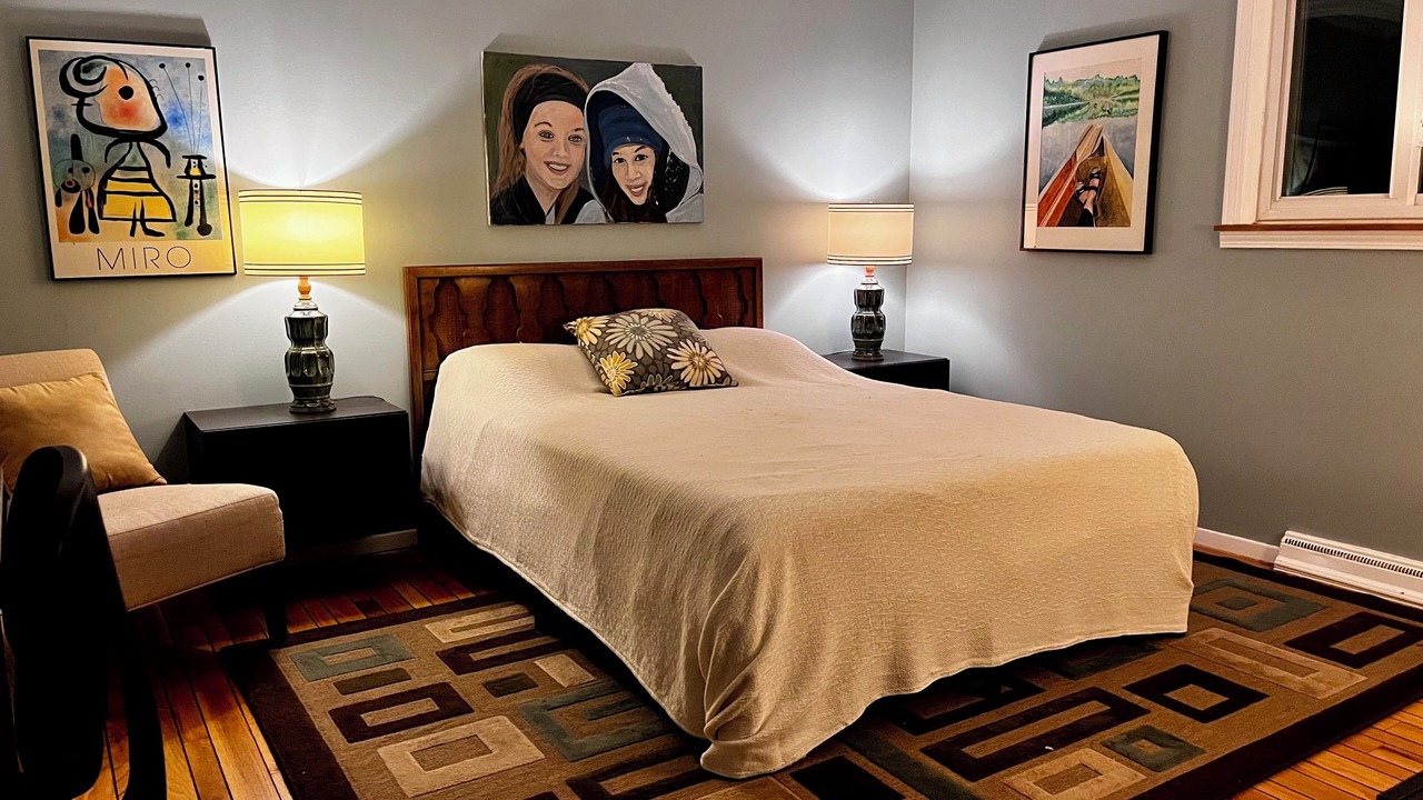 Photo of Bedroom in Glenview