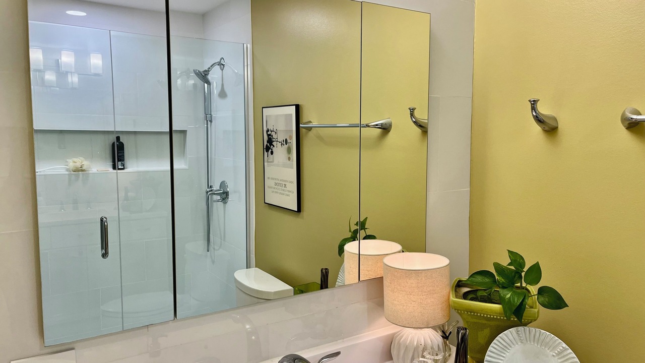 Photo of Bathroom in Glenview