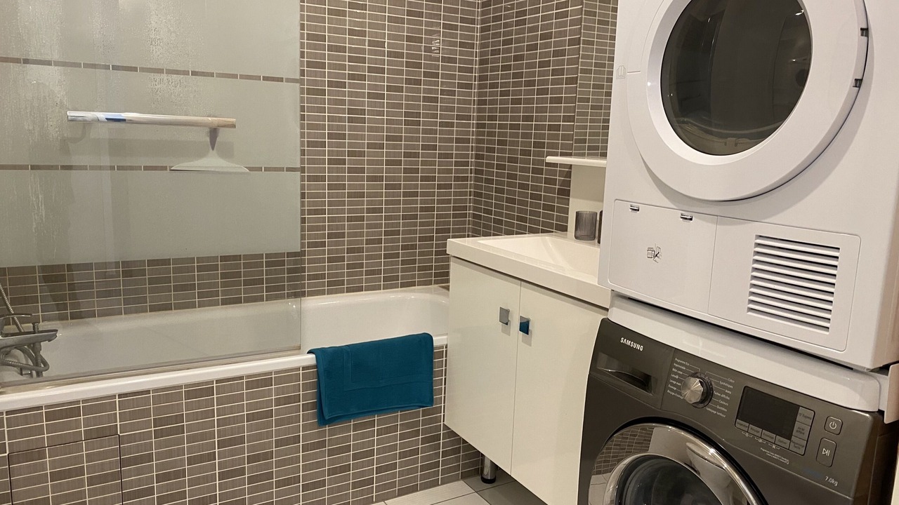 Photo of Bathroom in Serris