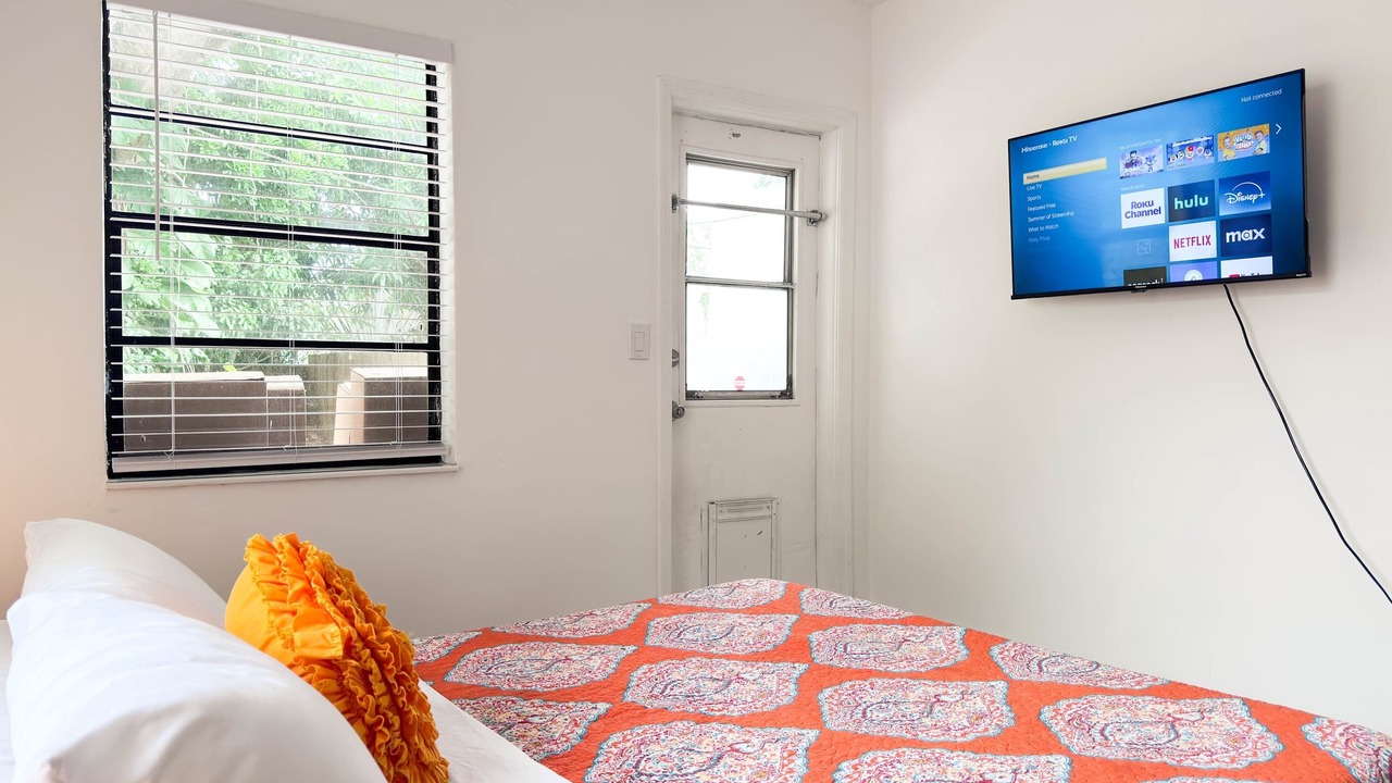 Photo of Bedroom in Wilton Manors