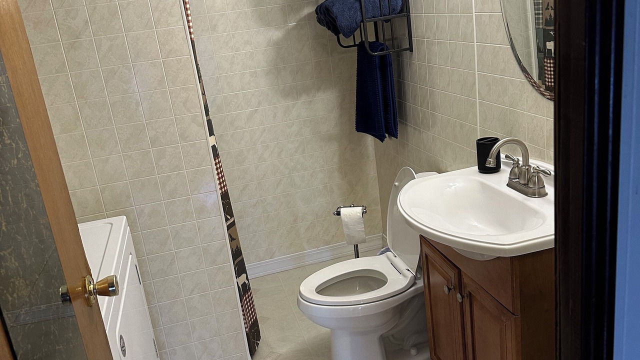 Photo of Bathroom in Van Buren