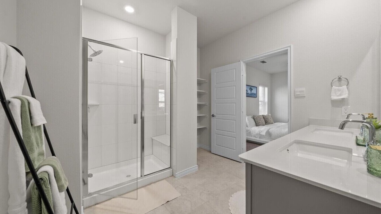 Photo of Bathroom in Aubrey