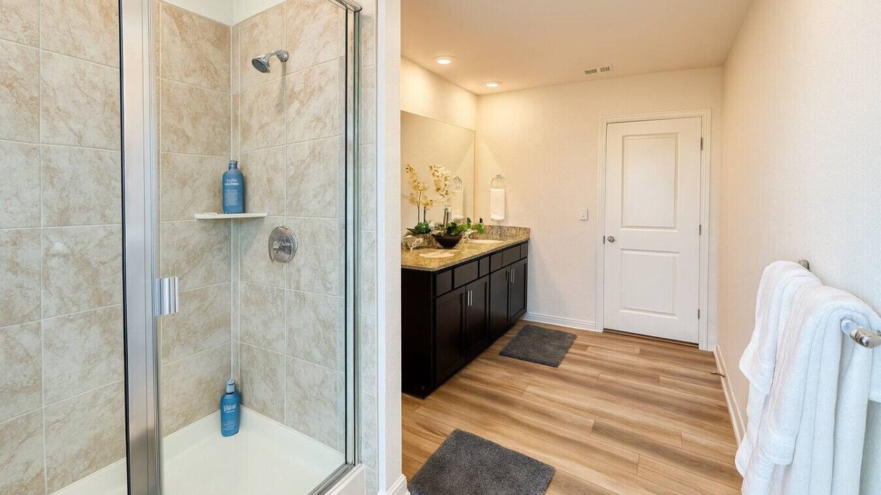 Photo of Bathroom in Del Valle