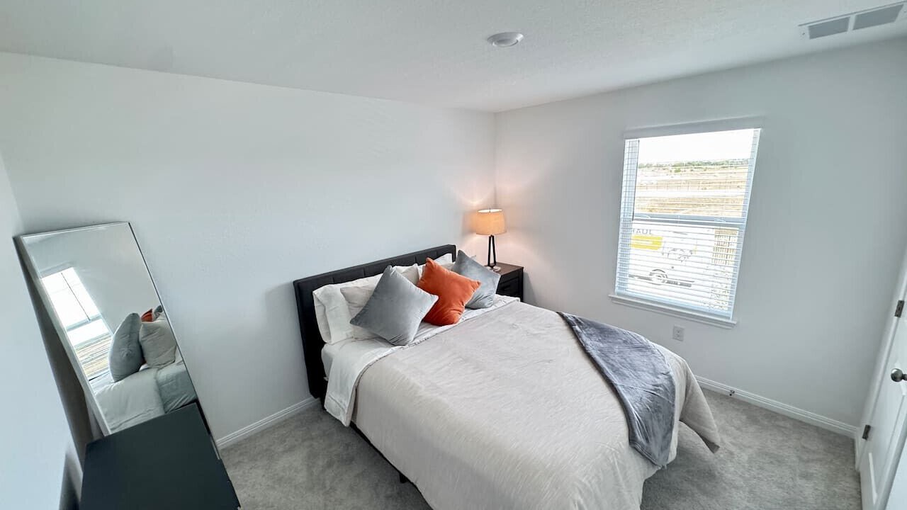 Photo of Bedroom in Del Valle
